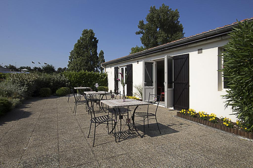 Kyriad Bordeaux Lormont Esterno foto
