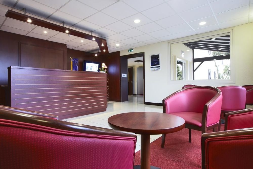 Kyriad Bordeaux Lormont Interno foto