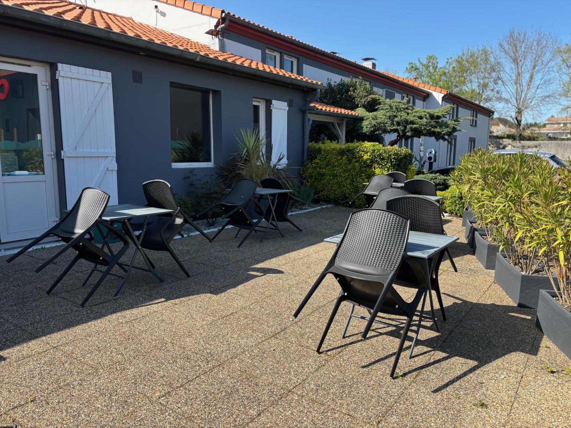 Kyriad Bordeaux Lormont Esterno foto