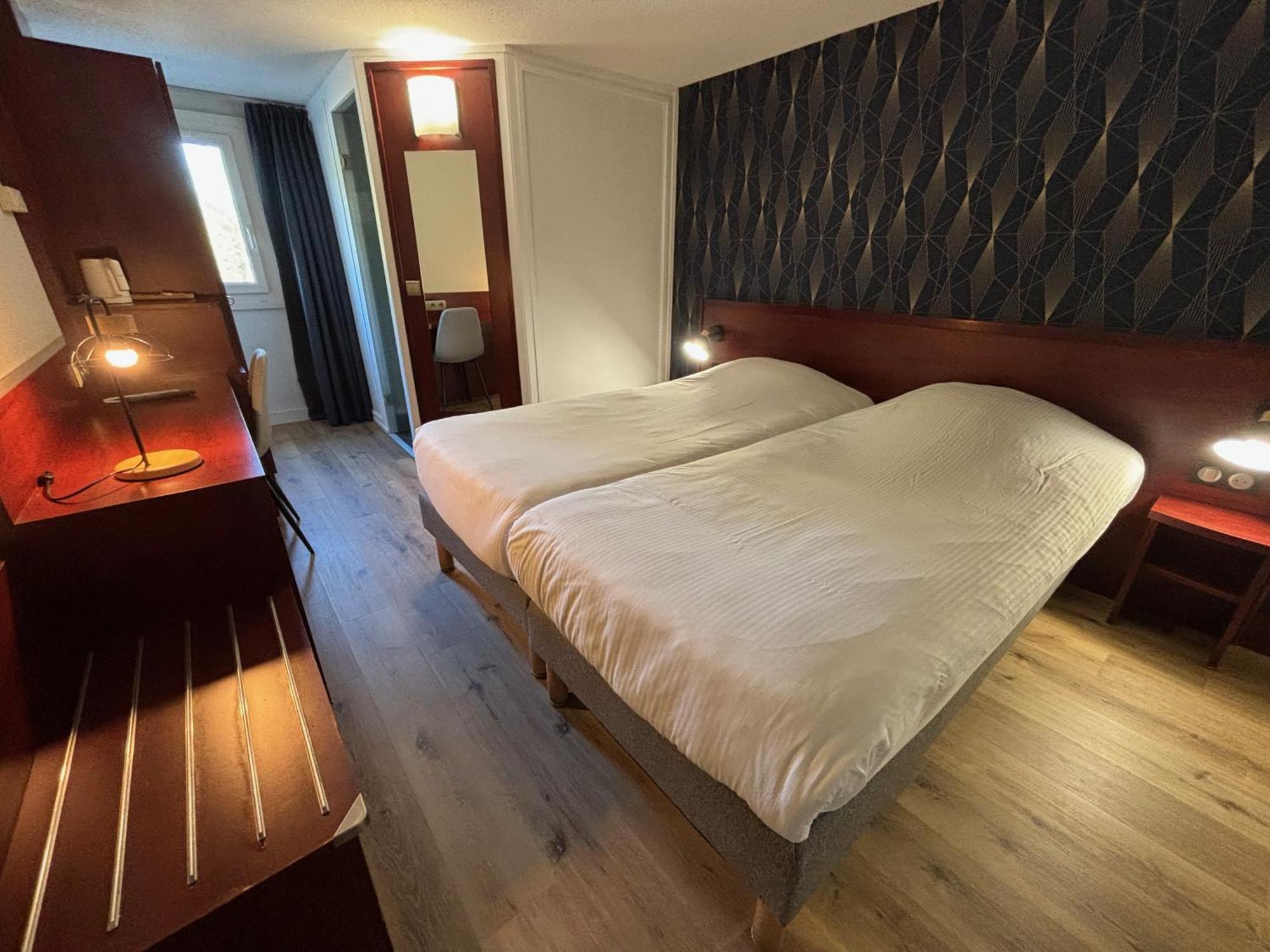 Kyriad Bordeaux Lormont Esterno foto